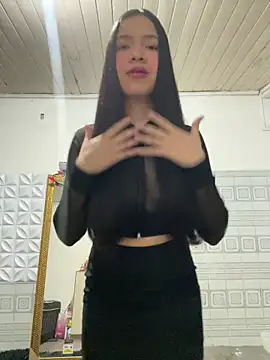 ashleyy20 online show from October 15, 2025, 1:37 am