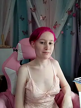 Fuzzy Unicorn online show from November 6, 2025, 7:07 pm