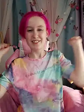 Fuzzy Unicorn online show from November 11, 2025, 7:08 pm