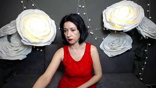 Snapshot of CameronEnns chatting on November 7, 2025, 1:15 pm CameronEnns online show from November 7, 2025, 1:15 pm