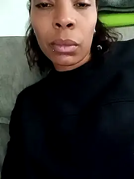 Snapshot of Flacidas chatting on October 19, 2025, 6:32 pm Flacidas online show from October 19, 2025, 6:32 pm