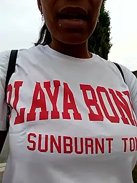 Snapshot of Flacidas chatting on October 16, 2025, 7:16 am Flacidas online show from October 16, 2025, 7:16 am