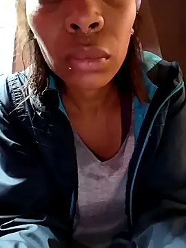 Snapshot of Flacidas chatting on October 20, 2025, 8:04 am Flacidas online show from October 20, 2025, 8:04 am