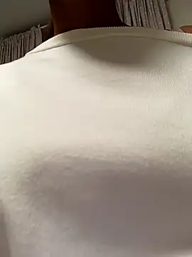 Snapshot of Flacidas chatting on October 31, 2025, 4:14 pm Flacidas online show from October 31, 2025, 4:14 pm