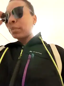 Snapshot of Flacidas chatting on October 28, 2025, 11:31 am Flacidas online show from October 28, 2025, 11:31 am