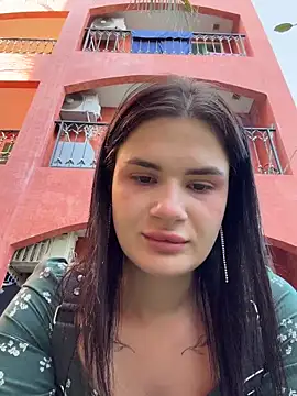 Snapshot of MiraReach chatting on February 6, 2026, 2:07 am MiraReach online show from February 6, 2026, 2:07 am