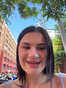 Snapshot of MiraReach chatting on February 28, 2026, 2:11 am MiraReach online show from February 28, 2026, 2:11 am