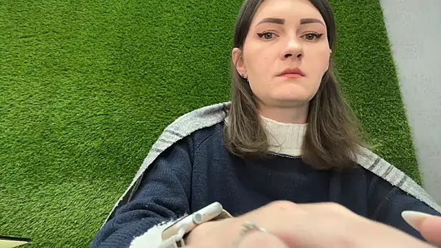 AshlyJoy online show from October 3, 2025, 7:32 am
