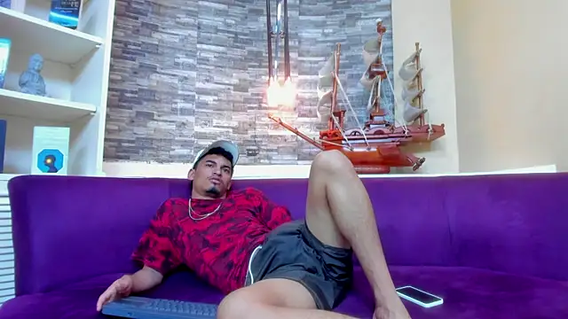 Brownie Lovers online show from October 31, 2025, 10:45 am