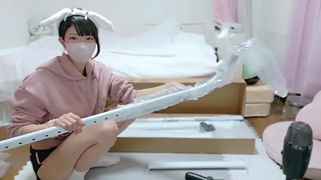 clara 6x9 online show from October 15, 2025, 2:36 pm