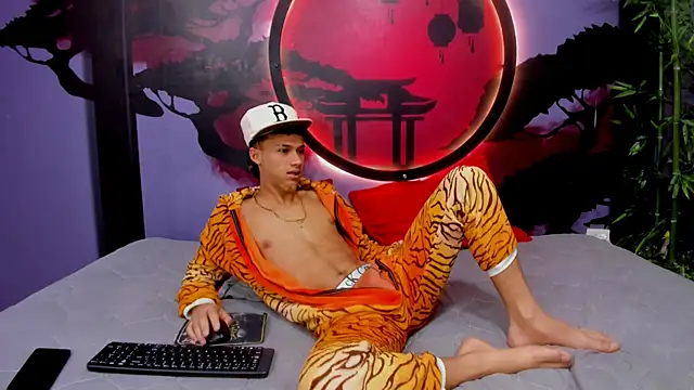 Friends Lust online show from September 26, 2025, 10:22 am