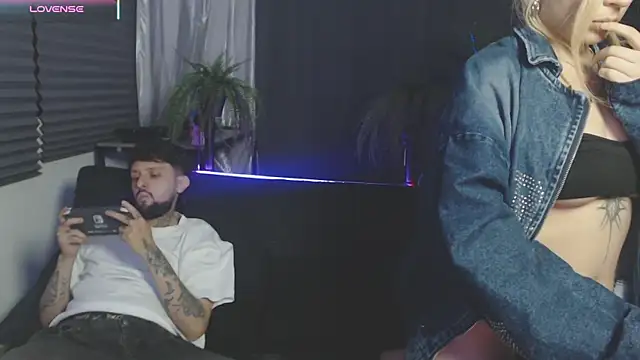 MiaBunnie online show from January 10, 2026, 2:51 am