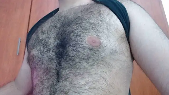 Snapshot of joacob00m chatting on October 19, 2025, 8:33 pm joacob00m online show from October 19, 2025, 8:33 pm