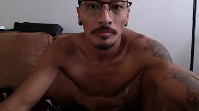 tanjir020 online show from September 26, 2025, 5:53 pm