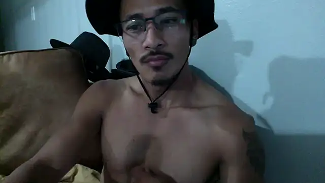 tanjir020 online show from November 12, 2025, 9:24 am