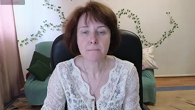 Snapshot of Lia_Tito chatting on April 24, 2026, 9:11 am Lia Tito online show from April 24, 2026, 9:11 am