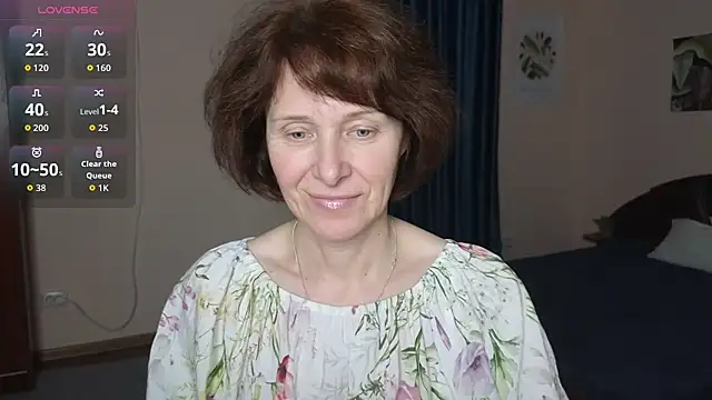 Snapshot of Lia_Tito chatting on November 13, 2025, 6:28 am Lia Tito online show from November 13, 2025, 6:28 am