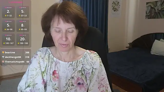 Snapshot of Lia_Tito chatting on October 9, 2025, 5:52 am Lia Tito online show from October 9, 2025, 5:52 am