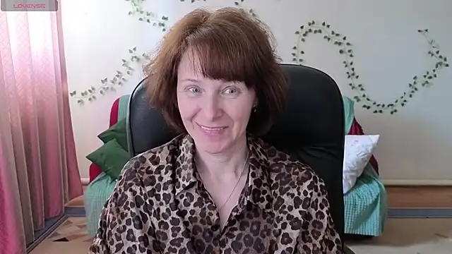 Snapshot of Lia_Tito chatting on May 9, 2026, 8:18 am Lia Tito online show from May 9, 2026, 8:18 am