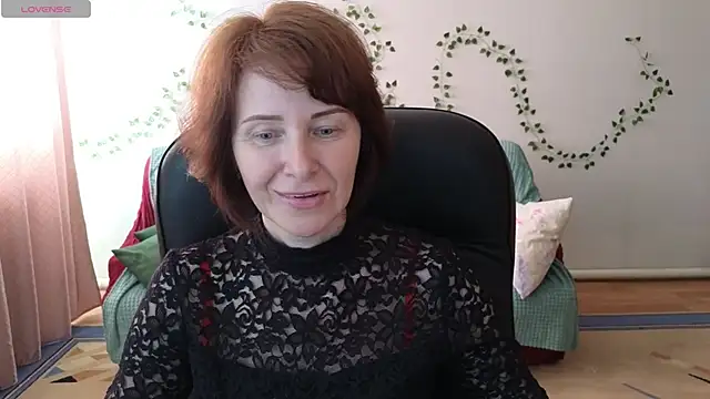 Snapshot of Lia_Tito chatting on May 20, 2026, 6:21 am Lia Tito online show from May 20, 2026, 6:21 am