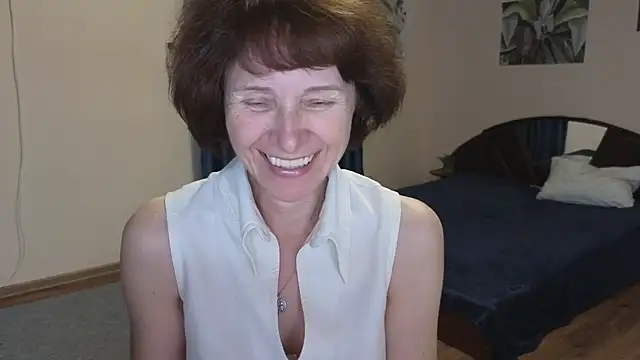 Snapshot of Lia_Tito chatting on November 10, 2025, 12:32 pm Lia Tito online show from November 10, 2025, 12:32 pm