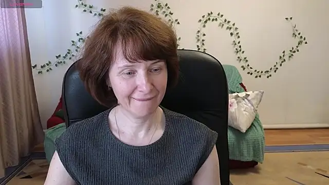 Snapshot of Lia_Tito chatting on May 4, 2026, 1:25 pm Lia Tito online show from May 4, 2026, 1:25 pm