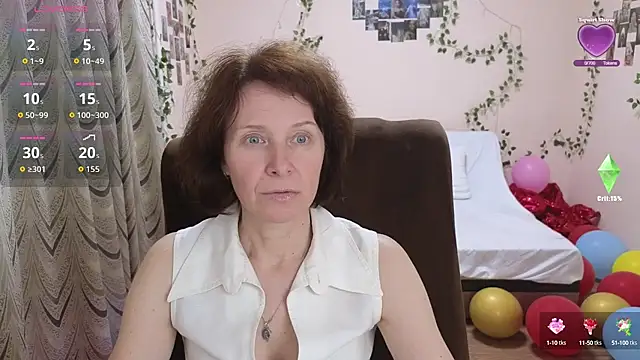 Snapshot of Lia_Tito chatting on October 13, 2025, 12:51 pm Lia Tito online show from October 13, 2025, 12:51 pm