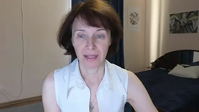 Snapshot of Lia_Tito chatting on November 30, 2025, 6:03 am Lia Tito online show from November 30, 2025, 6:03 am