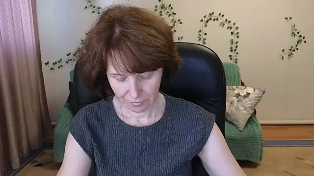 Snapshot of Lia_Tito chatting on June 1, 2026, 12:49 pm Lia Tito online show from June 1, 2026, 12:49 pm