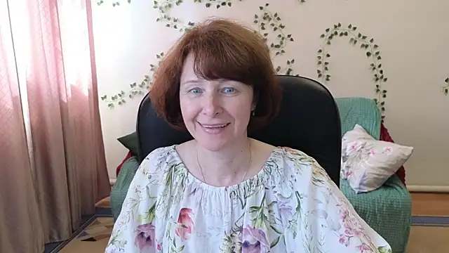 Snapshot of Lia_Tito chatting on May 27, 2026, 6:32 am Lia Tito online show from May 27, 2026, 6:32 am