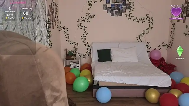 Snapshot of Lia_Tito chatting on October 14, 2025, 2:39 pm Lia Tito online show from October 14, 2025, 2:39 pm