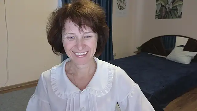 Snapshot of Lia_Tito chatting on November 8, 2025, 6:06 am Lia Tito online show from November 8, 2025, 6:06 am