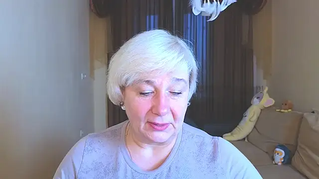 Milana Milky online show from December 4, 2025, 5:06 am