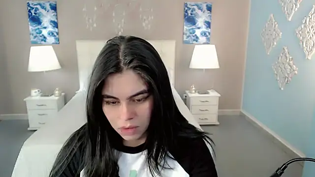 maddissonivanova online show from October 10, 2025, 7:15 pm