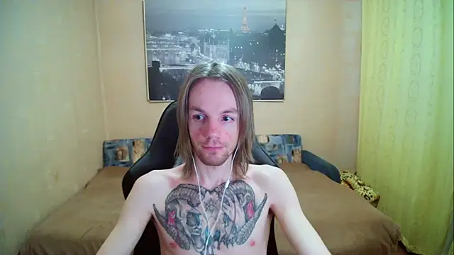 Snapshot of AdamDickens chatting on September 24, 2025, 6:14 pm AdamDickens online show from September 24, 2025, 6:14 pm
