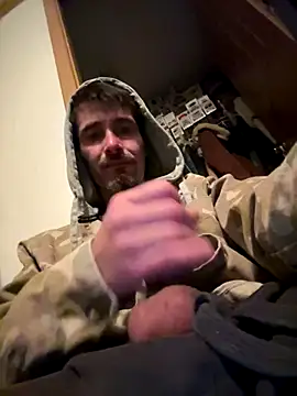 Snapshot of BakedDepartment16 chatting on October 20, 2025, 12:02 am BakedDepartment16 online show from October 20, 2025, 12:02 am