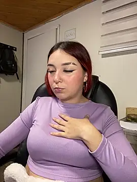 Karen18 boobs online show from February 11, 2026, 1:27 am