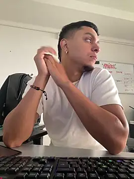 ANGELOGAO online show from March 6, 2026, 3:29 pm