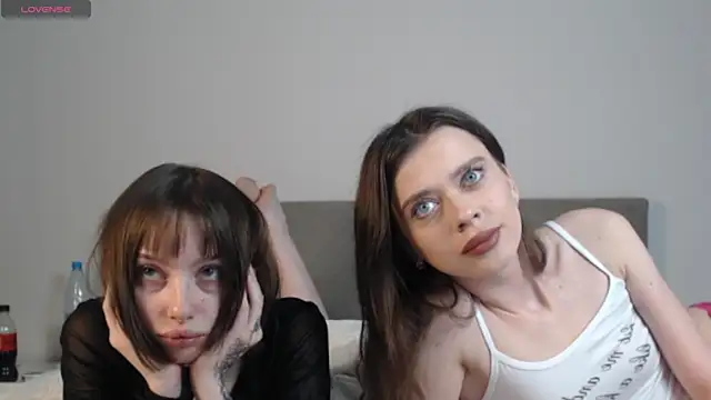 Regina Sweet054 online show from May 29, 2026, 2:12 pm