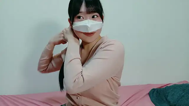 Hina-ooo online show from March 20, 2026, 2:07 pm