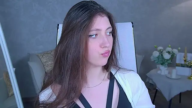 Snapshot of Mary_Miiller chatting on May 11, 2026, 2:45 pm Mary Miiller online show from May 11, 2026, 2:45 pm