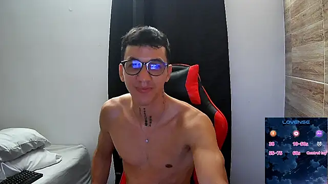 angelicious  online show from April 11, 2026, 12:31 pm