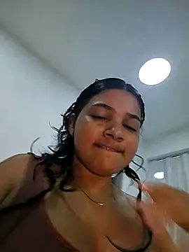 Snapshot of Eimy-04 chatting on September 21, 2025, 10:04 pm Eimy-04 online show from September 21, 2025, 10:04 pm