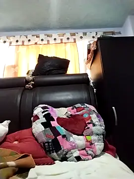 OliviaMorris1 online show from November 23, 2025, 4:28 pm