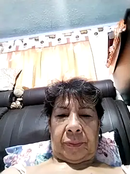 OliviaMorris1 online show from November 15, 2025, 3:38 pm