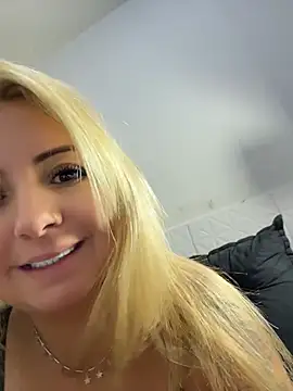 Snapshot of sophiemonroevip chatting on July 10, 2026, 12:16 pm sophiemonroevip online show from July 10, 2026, 12:16 pm