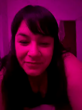 valen1891 online show from November 11, 2025, 3:23 am