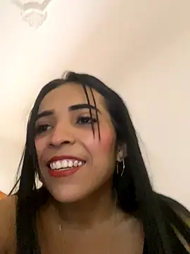 Snapshot of Rosa_25x chatting on October 29, 2025, 12:59 pm Rosa 25x online show from October 29, 2025, 12:59 pm