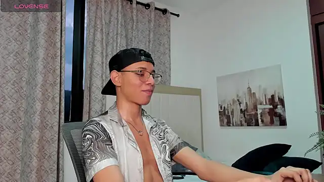 tristan gold online show from September 21, 2025, 10:48 pm