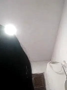 Snapshot of Auroragravidinha chatting on December 23, 2025, 6:56 am Auroragravidinha online show from December 23, 2025, 6:56 am